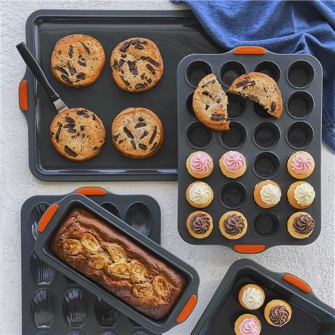 Bakemaster - Silicone 12 Cup Muffin Pan 35.5x24.5cm