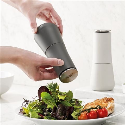 Joseph Joseph - Milltop No-Spill Salt & Pepper Set