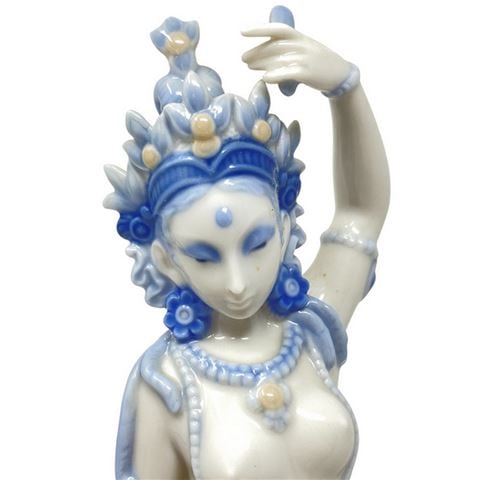 Lladro Hindu Dancer Figurine - Peter's of Kensington