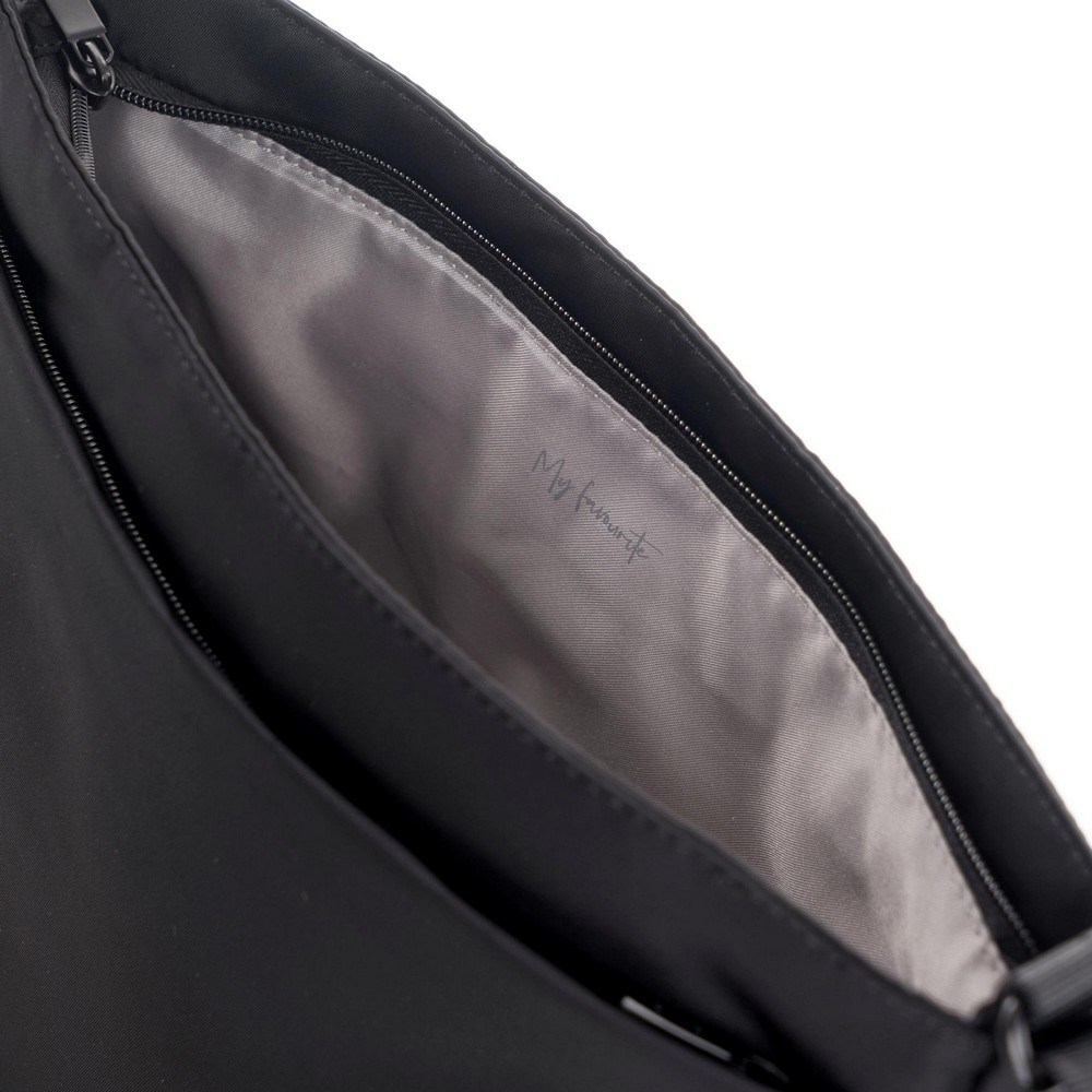 Hedgren - Inner City Fola Shoulder Bag Black | Peter's of Kensington